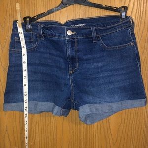 Old Navy Boyfriend Jean Shorts Sz 10 Regular